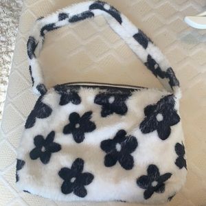 Furry shoulder bag